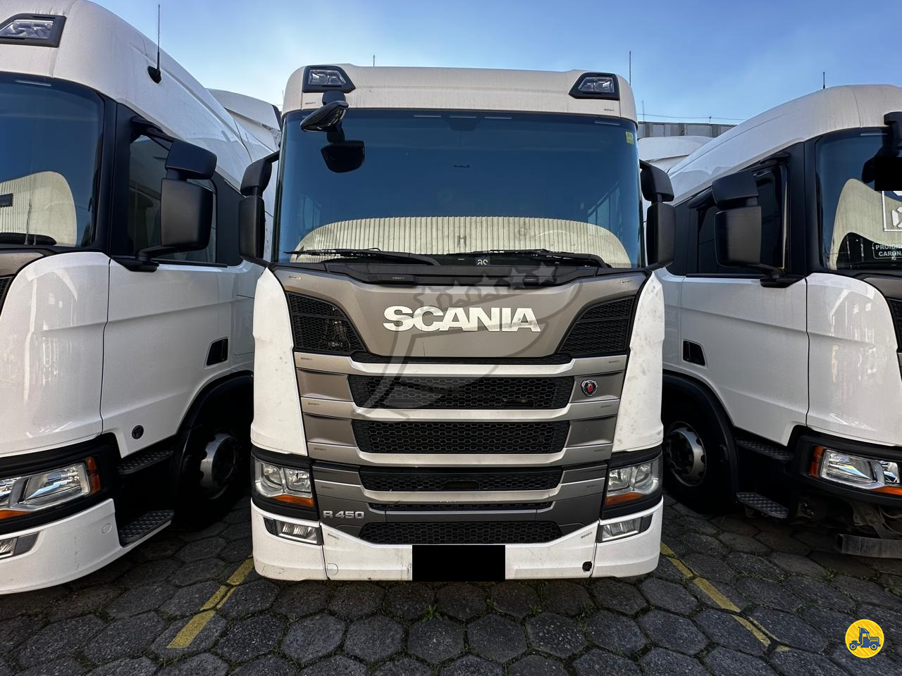 SCANIA R450 de Pegasus Comercial